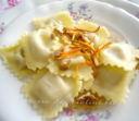 Ravioli di ricotta,carciofi ed arancia