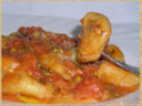 Gnocchi di patate con pomodori piccadilly, pistacchi e  pecorino