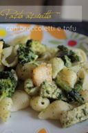 Pasta asciutta con broccoletti e tofu | Ricetta Vegan