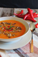 ZUPPA PICCANTE  DI ZUCCA LEGUMI E CEREALI