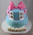 Torta Battesimo per una bimba in stile shabby chic nei colori di azzurro e rosa