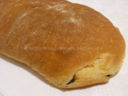 Pane tipo ciabatta con olive nere