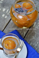 Albicocche sciroppate al limone e lavanda