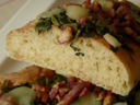 Lingue di focaccia con bietole, pancetta e scamorza