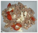 Fusilli con feta e ciliegino semisecco