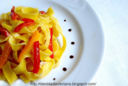 Pappardelle con peperoni e salsa speziata allo yogurt