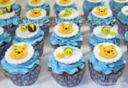 Cupcakes per un battesimo con Winnie the Pooh e le apine