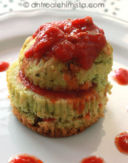 Torrette di Muffins al Pesto con Salsa di Pomodoro