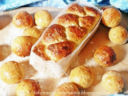 Pane alle mele e nocciole con pasta madre