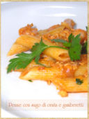 Penne con sugo di orata e gamberetti