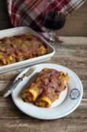 Cannelloni con speck e patate e besciamella al vino rosso (senza latte)