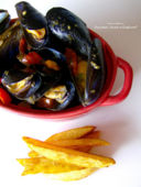 Moules-Frites à la Provençale (Cozze e patatine fritte alla Provenzale)