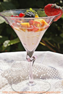 Coppa di yogurt, frutta e miele