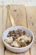 Sgombro con olive e cipolle e un olio di Vieste