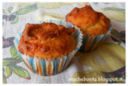 Muffin salati con wurstel e fettine emmental