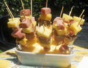 Spiedini di ananas e prosciutto cotto