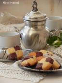 BISCOTTI BIANCHI E NERI