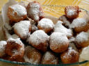 Frittelle romene con yogurt - Gogosi cu iaurt - Romanian Doughnuts with yogurt