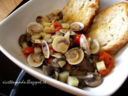 Zuppa di vongole e funghi