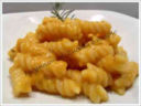 FUSILLI CON CREMA DI ZUCCA AL PROFUMO DI ROSMARINO