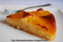 Torta soffice all'ananas con gelatina di albicocche