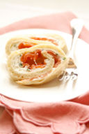 Ricette per Natale: rotelle al caprino e trota salmonata
