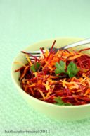ultime verdure per l'estate? insalata di carote e barbabietole
