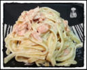 Tagliatelle al salmone e nocciole