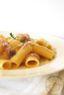 Rigatoni con Cipolle di Tropea e Pecorino Romano