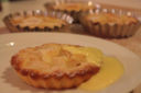 Tortino di mele con crema inglese alla vaniglia (e al torrone)