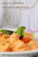 GNOCCHI (SENZA PATATE) CON SUGO AL GORGONZOLA