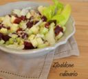 Insalata di quinoa con barbabietola rossa e mela verde