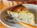 Torta d'autunno allo yogurth con pere, mandorle e dulce de leche