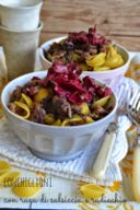 Ricetta conchiglie con ragù di salsiccia con radicchio