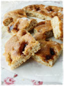 Focaccia integrale alla gelatina d'uva fragola