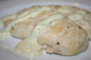 Petti di pollo all'aglio con salsa al limone Dukan modificata