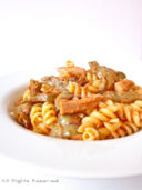 Fusilli con tonno e carciofi