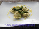 Ravioli di asparagi e ricotta seirass con pinoli