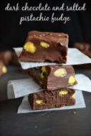 ricetta fudge al cioccolato con pistacchi salati