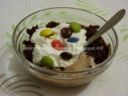 Coppette golose con gelato e confettini colorati (riciclo)