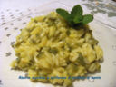 Risotto zucchine e zafferano al profumo di menta