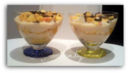 Coppette con crema e pesche