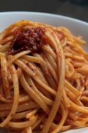 Linguine al sugo "scarpariello"