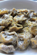 Tortelli alla crema di radicchio e pistacchio