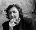Dei modi più eleganti di scendere dai tacchi. Alda Merini, piccola ape furibonda