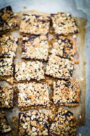 Barrette all'avena, miele e more per una colazione golosa!