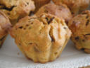 Muffin con bucce di zucca, nocciole e cioccolato