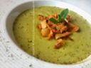 Minestra passata di Piselli con Guanciale croccante