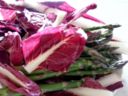 "Controcorrente: risotto radicchio, asparagi e timo"