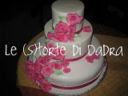 Torta di matrimonio con cascata di rose...